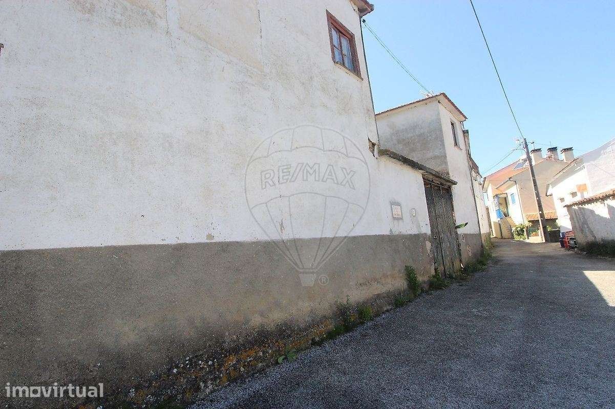 Moradia T4 para reabilitar à venda em Casal do Frade - Pombeiro da ... - Grande imagem: 5/21