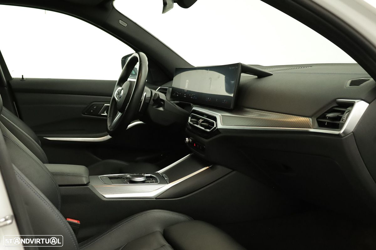 BMW 330 e Touring Pack M Auto - 22