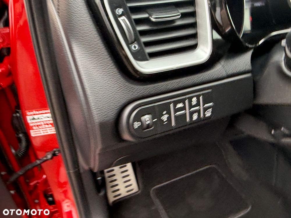 Kia ProCeed 1.5 T-GDI DCT7 OPF GT LINE - 17