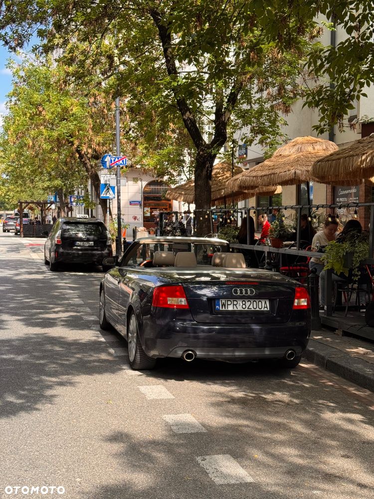Audi A4 Cabrio 2.4 - 14