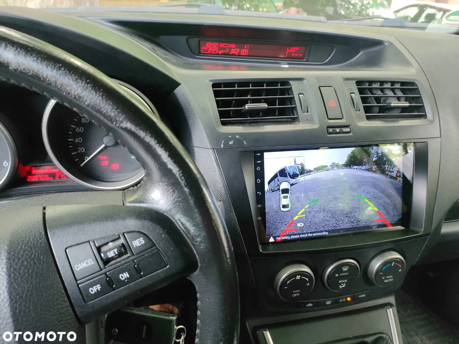 Mazda 5 1.6 CD Navi + - 14