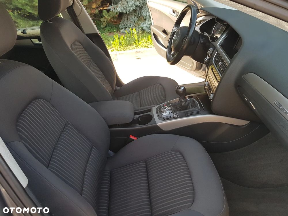 Audi A4 Avant 2.0 TDI DPF quattro Attraction - 21