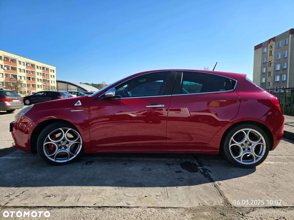 Alfa Romeo Giulietta 1750 TBi Quadrifoglio Verde - 1