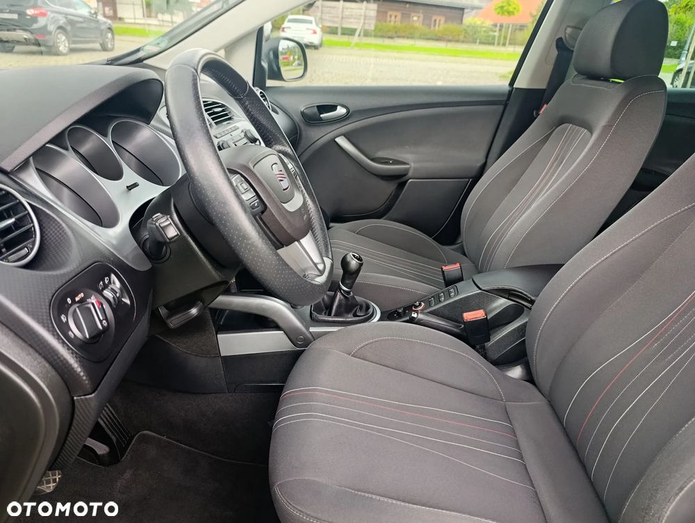 Seat Altea XL 1.6 TDI DPF CR Ecomotive Style - 11