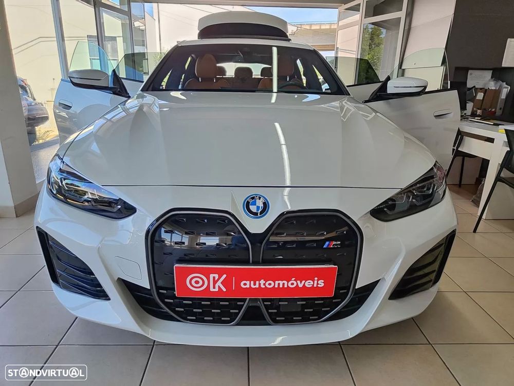 BMW i4 eDrive40 Pack Desportivo M - 20