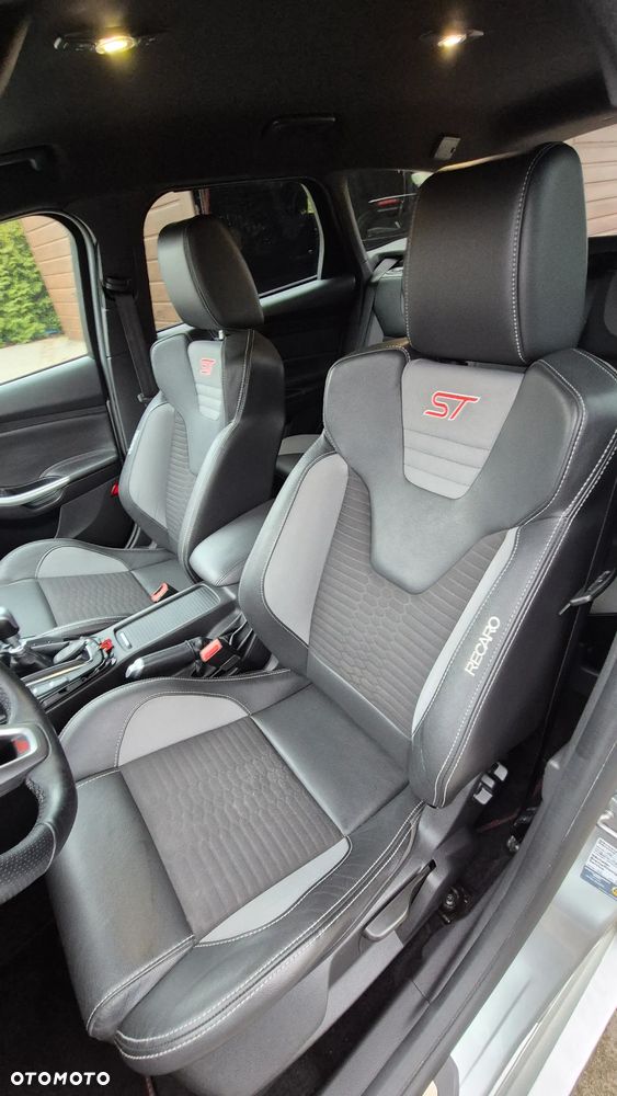 Ford Focus 2.0 TDCi ST-2 - 7