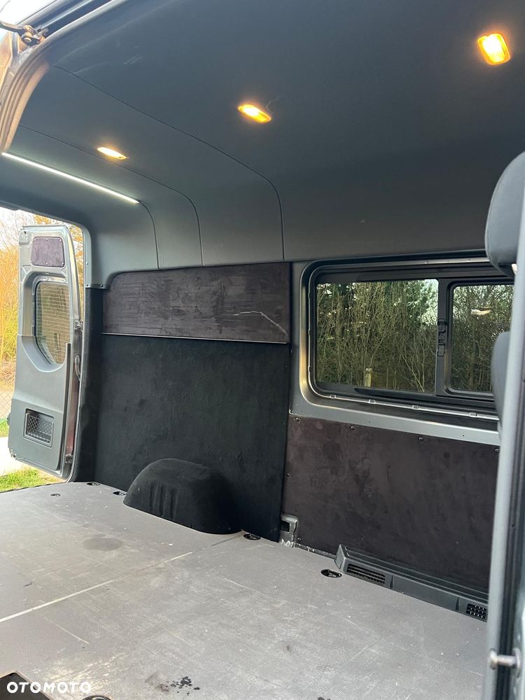 Mercedes-Benz Sprinter 319 V6 - 20