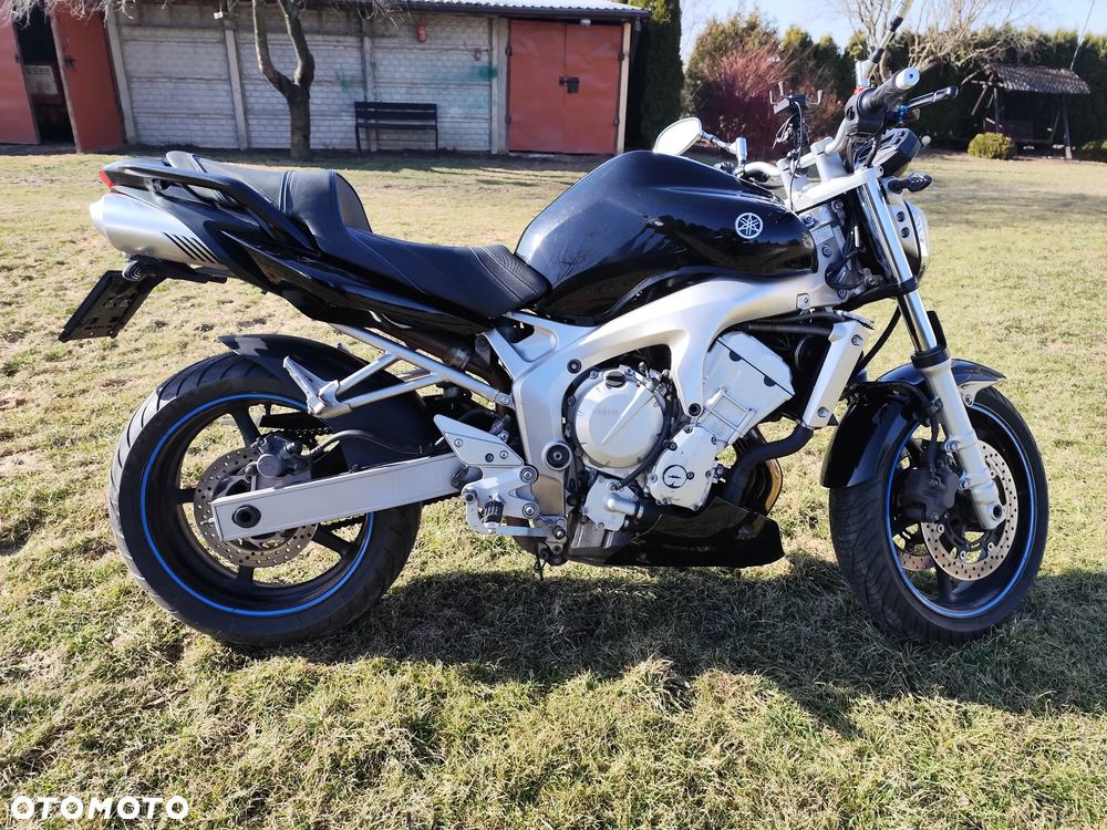 Yamaha FZ6 - 1