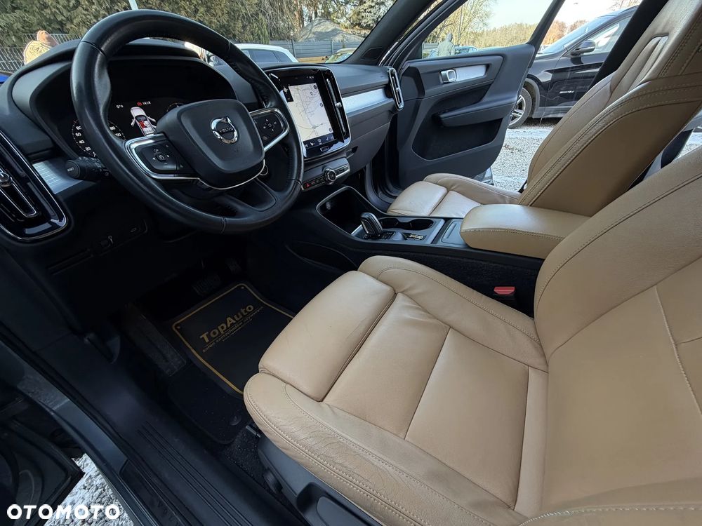 Volvo XC 40 D4 AWD Geartronic Momentum - 19