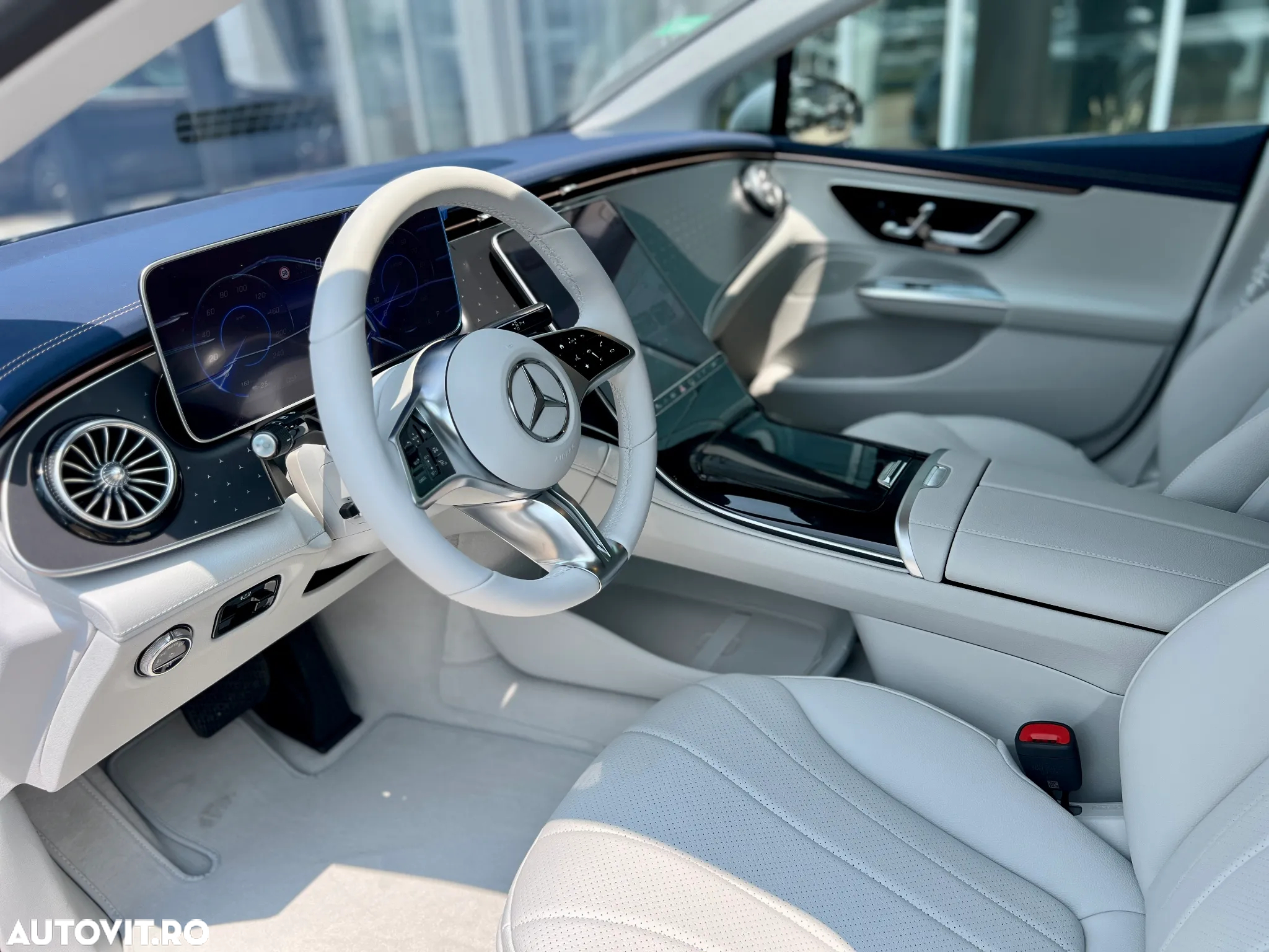 Mercedes-Benz EQE 350+ - 10