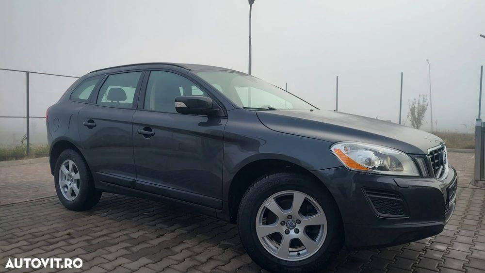 Volvo XC 60 2.4D AWD Momentum - 2
