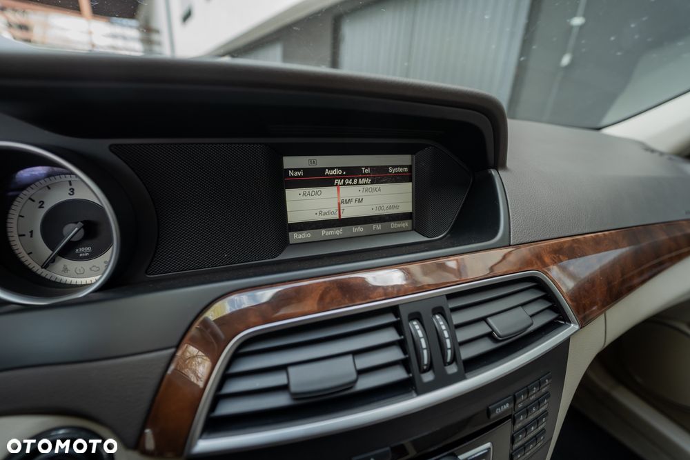 Mercedes-Benz Klasa C 220 d 9G-TRONIC - 30