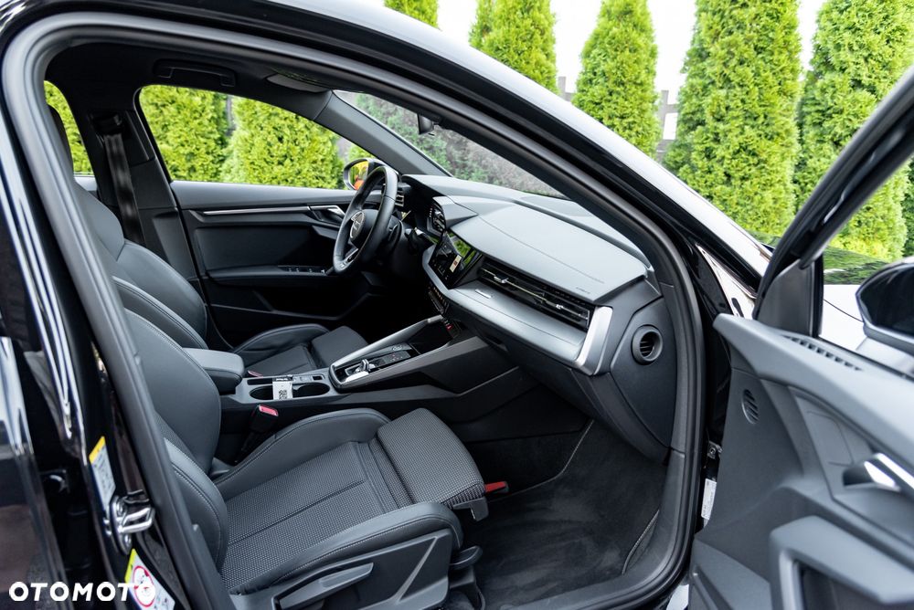Audi A3 Sportback 35 TFSI S tronic S line - 23