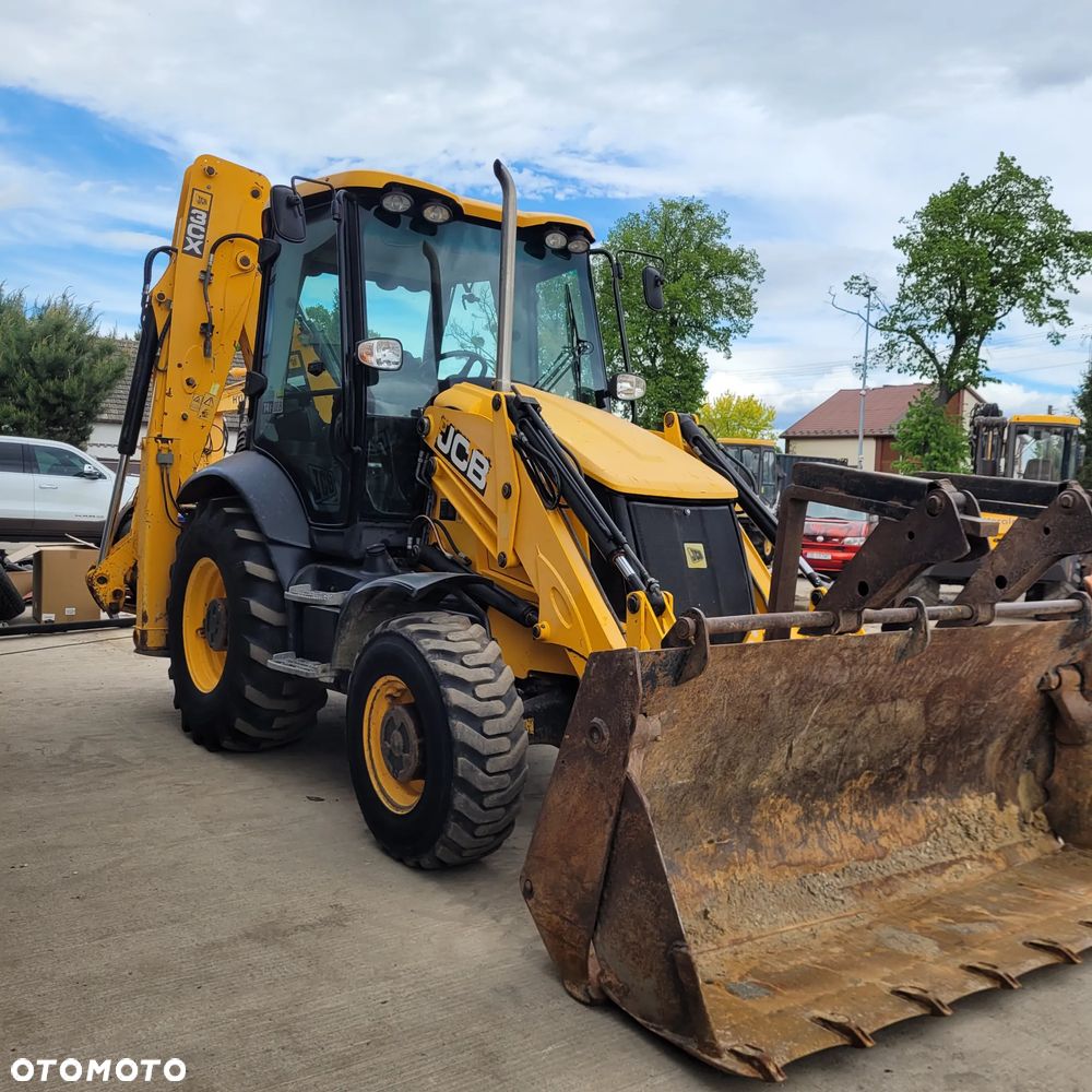 JCB 3cx - 1
