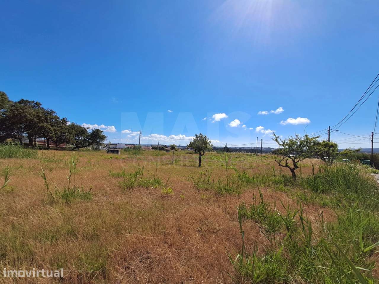 Terreno para construção de moradias - Grande imagem: 2/13