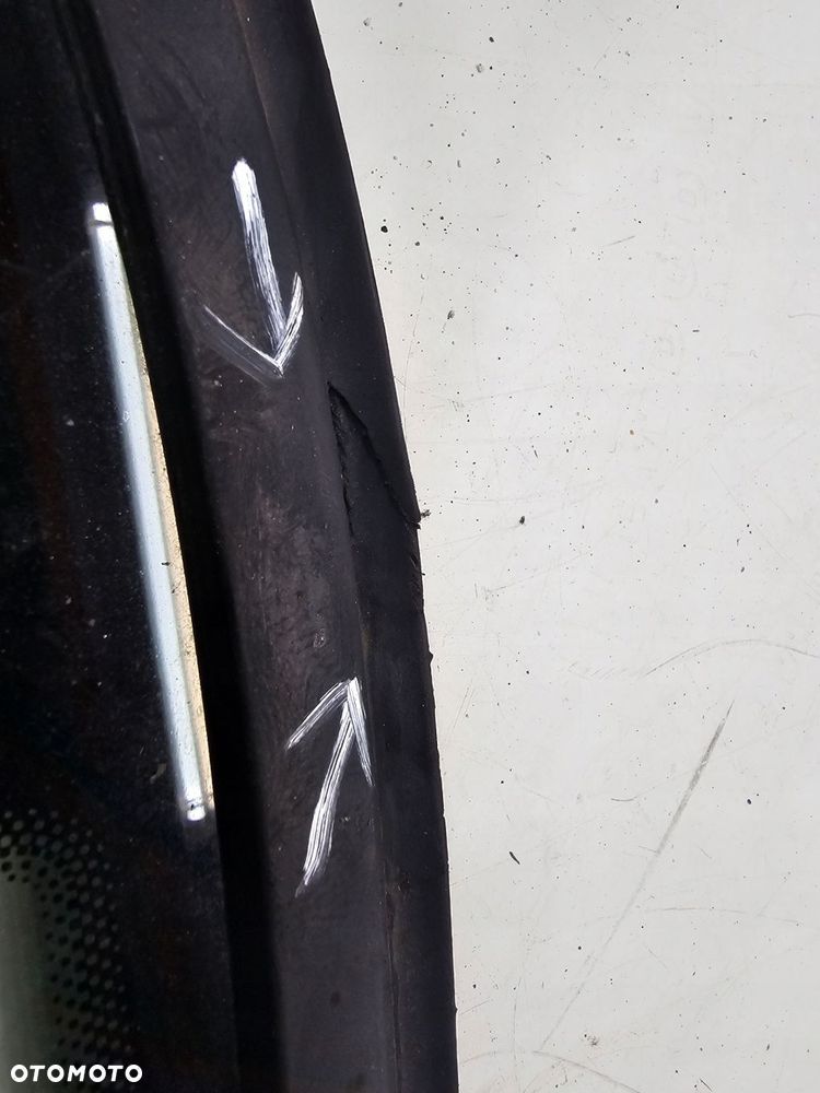 SZYBA KAROSERYJNA AUDI A1 8X4 5-DRZWI LEWY TYŁ 2015 R ORYGINAŁ ! - 3