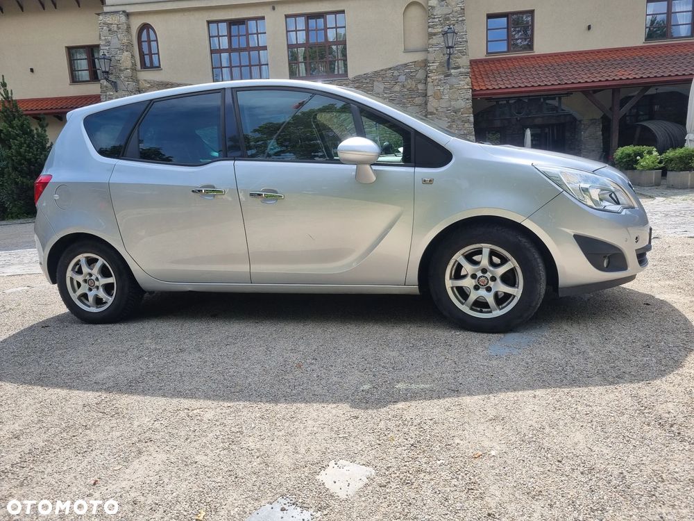 Opel Meriva 1.3 CDTI Cosmo - 2