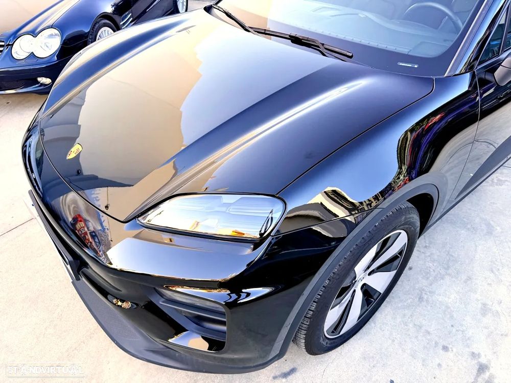 Porsche Macan Electric 4 - 55