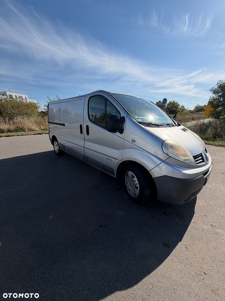 Renault Trafic - 2