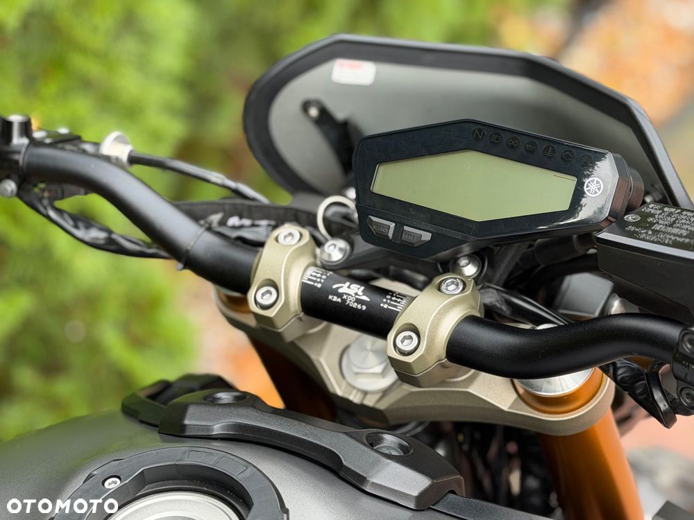 Yamaha MT - 26