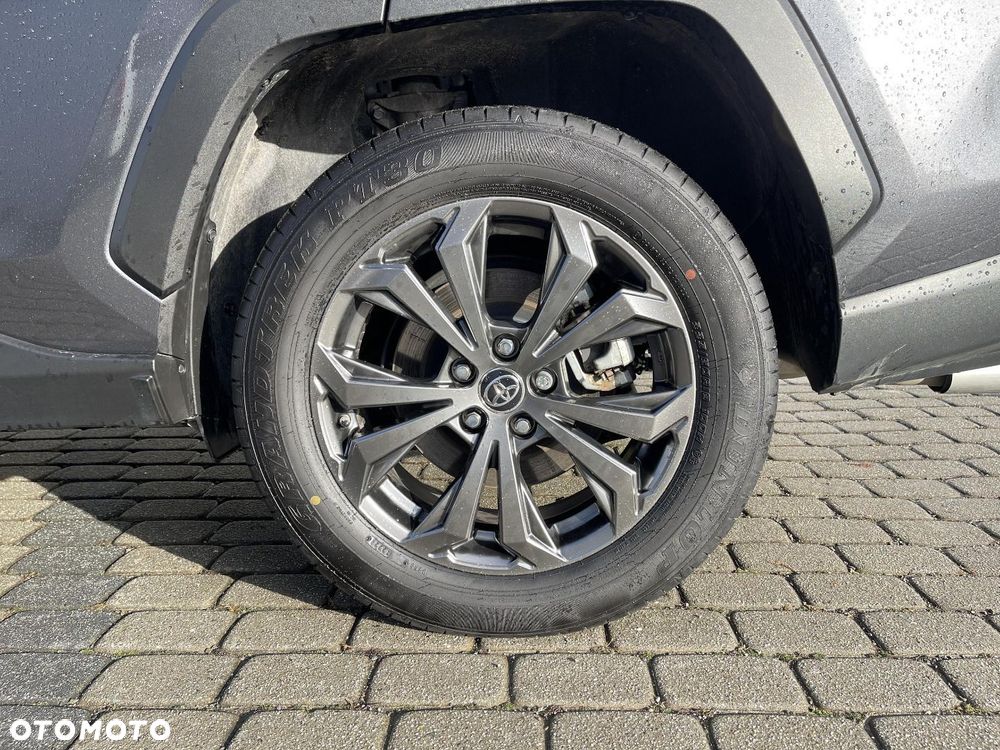 Toyota RAV4 - 24