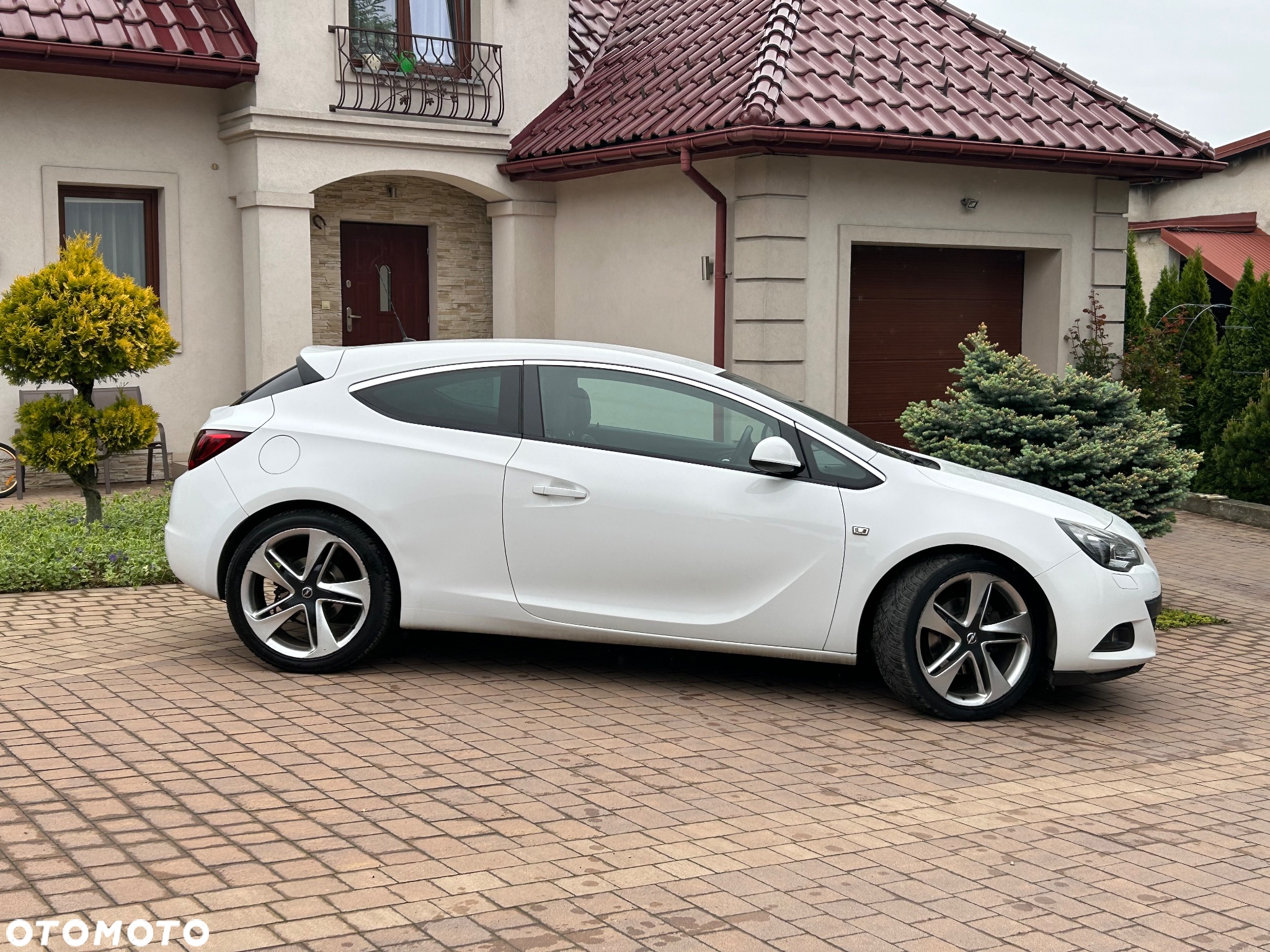 Opel Astra GTC 1.4 Turbo - 6