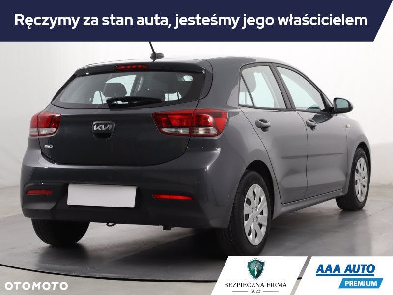 Kia Rio - 6