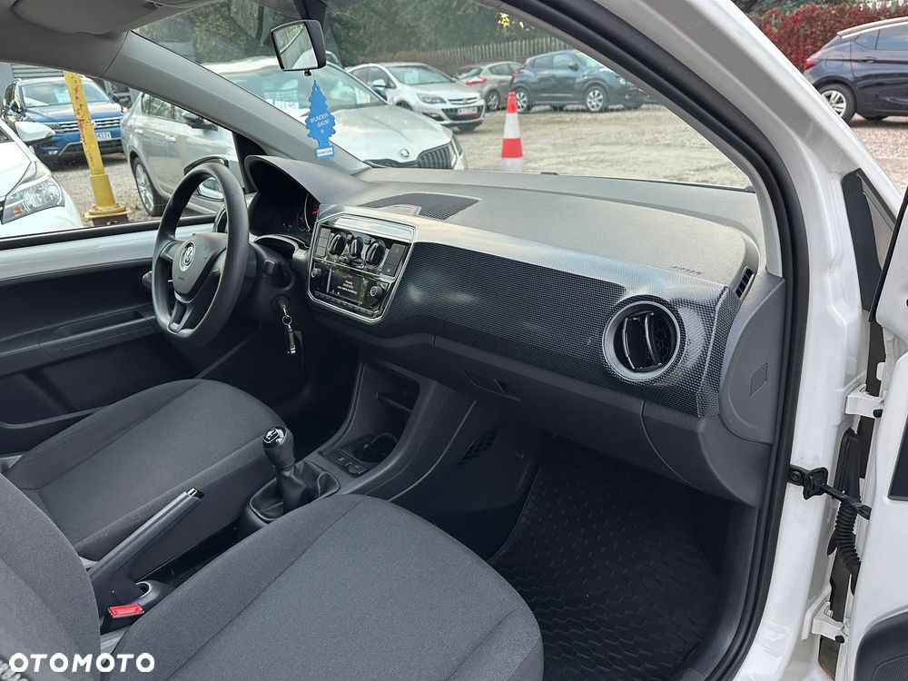 Volkswagen up! - 23