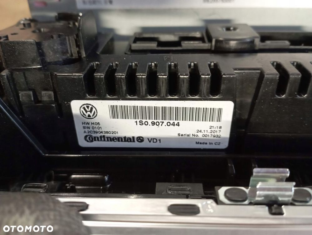 VW UP! RADIO WYŚWIETLACZ PANEL 1S0907044 1S0035867 - 3