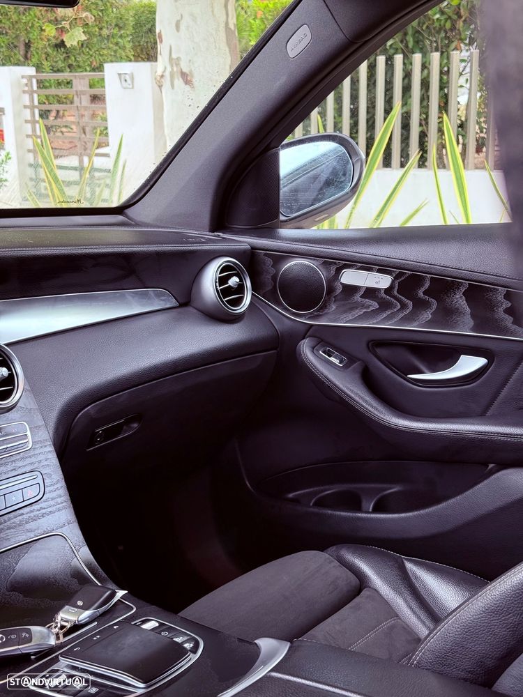 Mercedes-Benz GLC 300 de 4Matic 9G-TRONIC AMG Line - 35