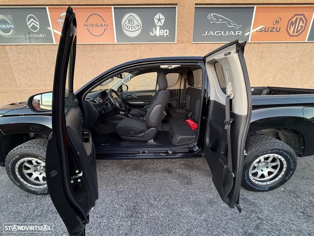 Mitsubishi L200 2.3 DI-D Strakar CD Connect Edition 4WD - 9