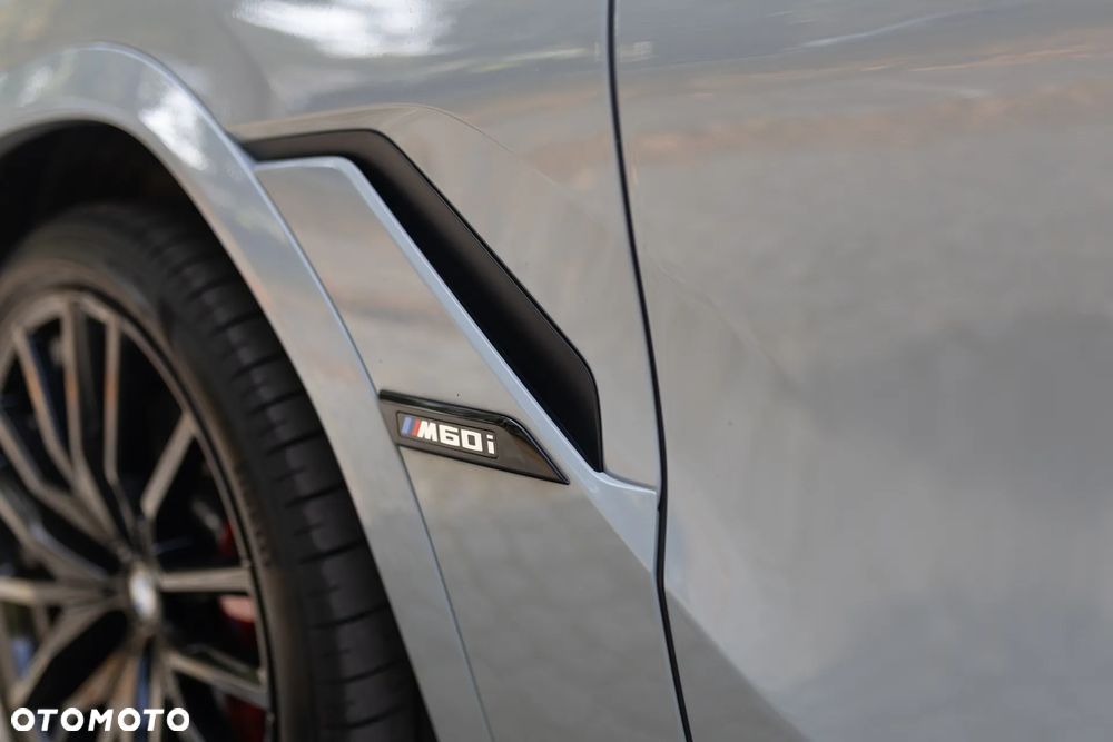 BMW X6 M60i mHEV sport - 10