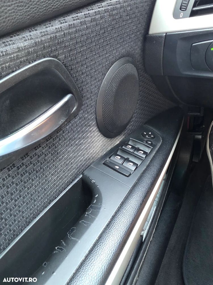 BMW Seria 3 320d - 17