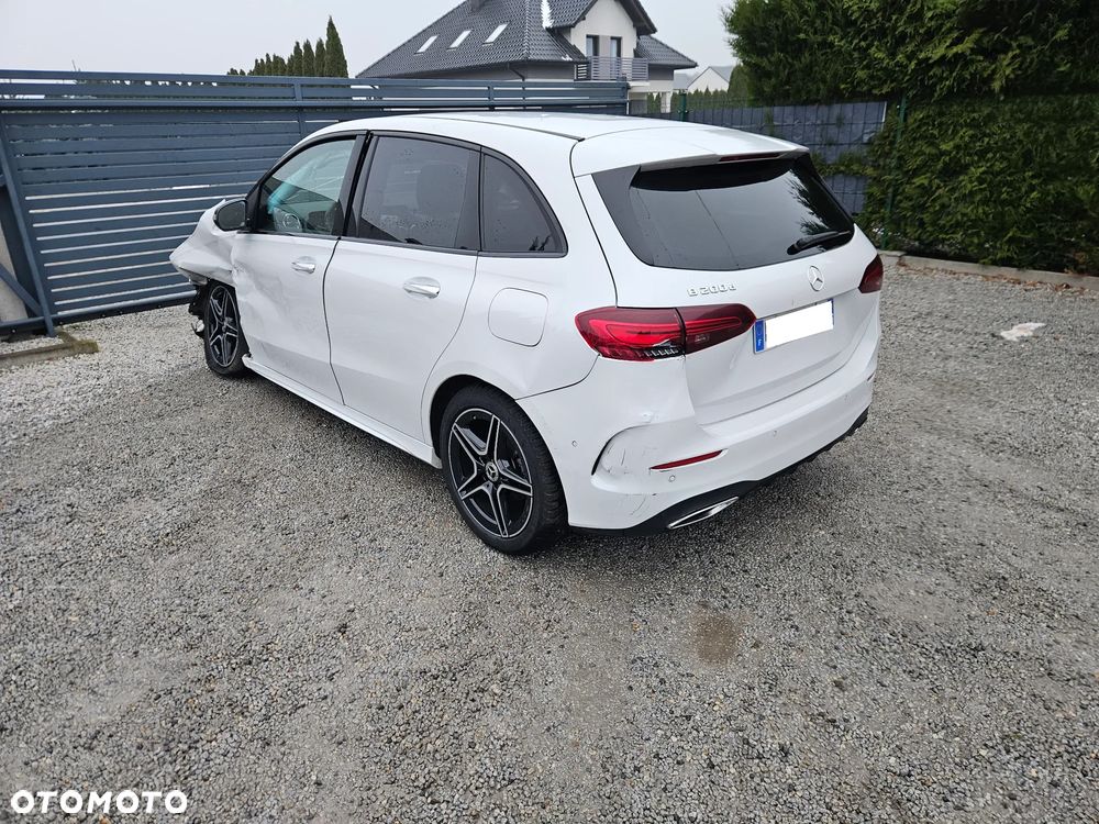 Mercedes-Benz Klasa B 200 d 8G-DCT AMG Line - 11