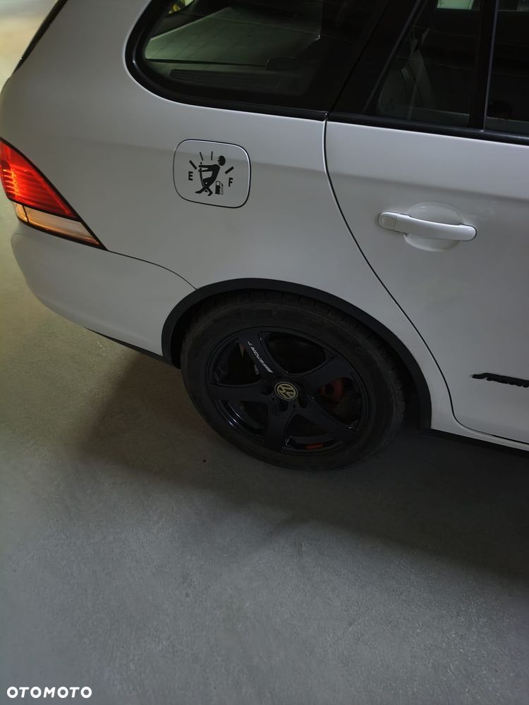 Volkswagen Golf Variant - 4