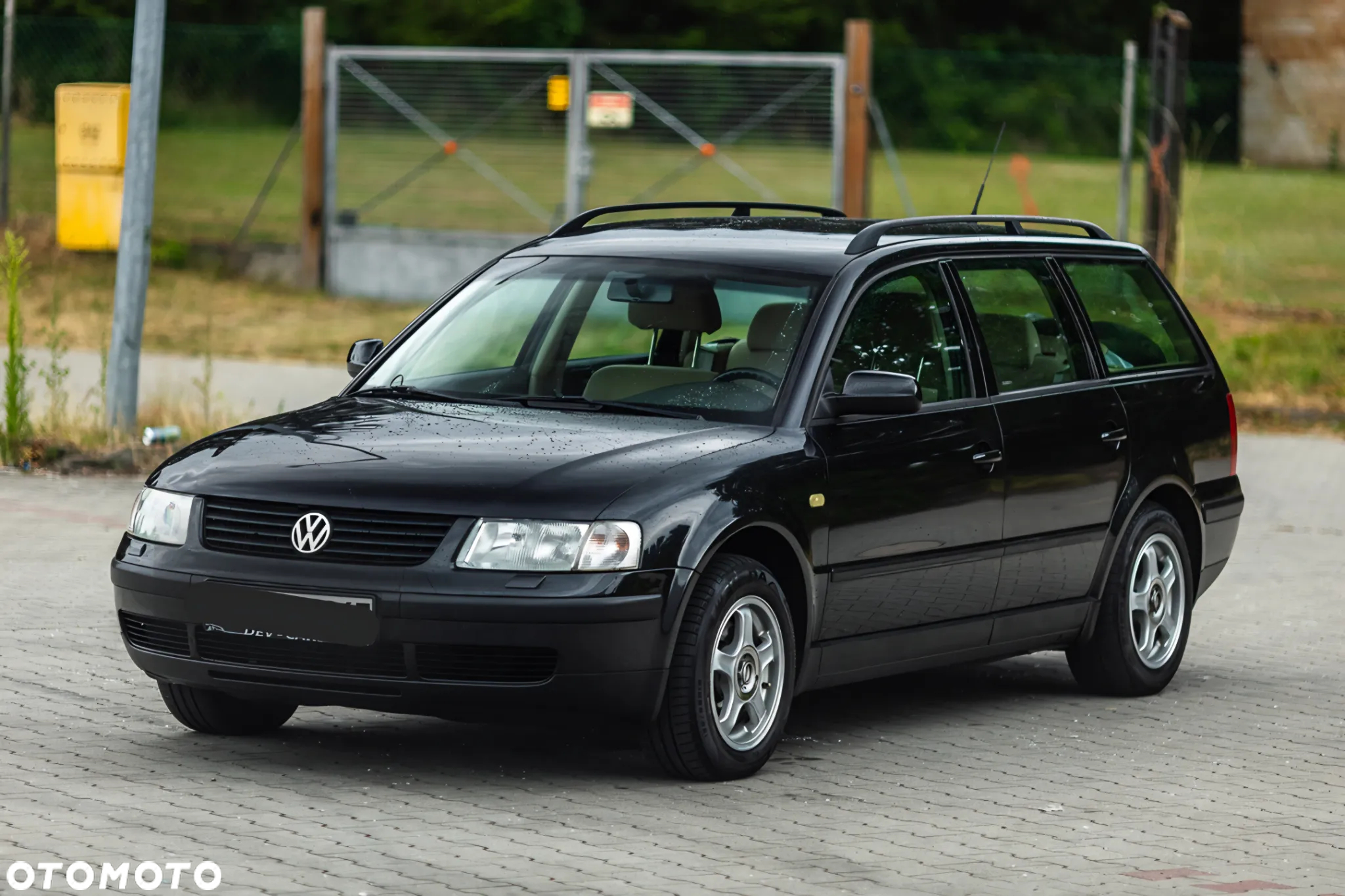 Volkswagen Passat 1.8T Comfortline - 3