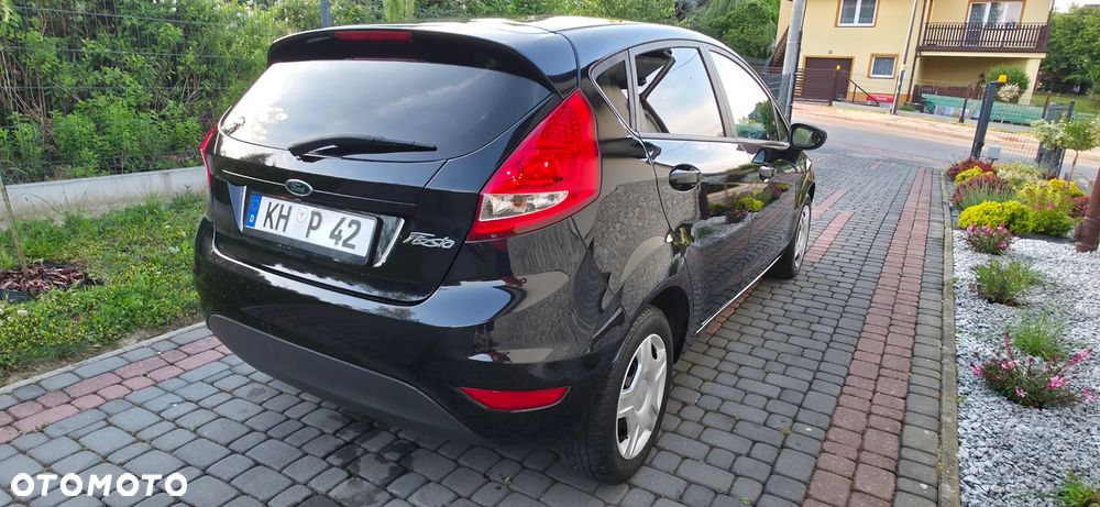 Ford Fiesta 1.25 Champions Edition - 28