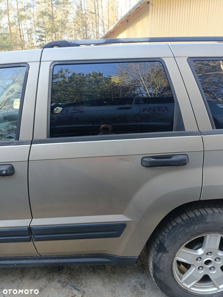 JEEP GRAND CHEROKEE III WK 04-10 2006 r. PJC drzwi lewy tył LT *JEEP GRAND CHEROKEE III WK 04-10 2006 r. PJC drzwi lewy tył LT * - 2