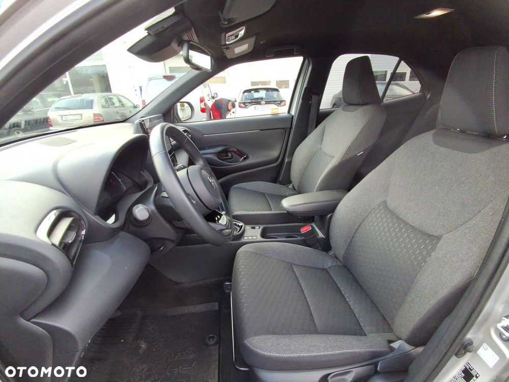 Toyota Yaris Cross Hybrid 1.5 Style - 14