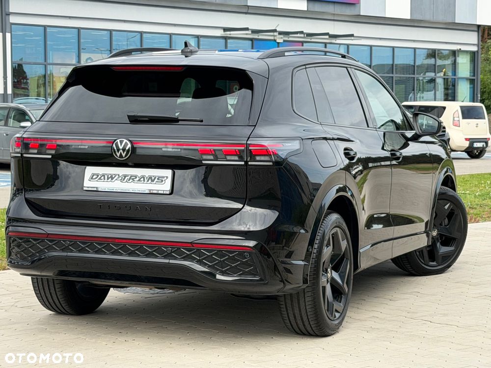 Volkswagen Tiguan 2.0 TDI SCR DSG R-Line - 12