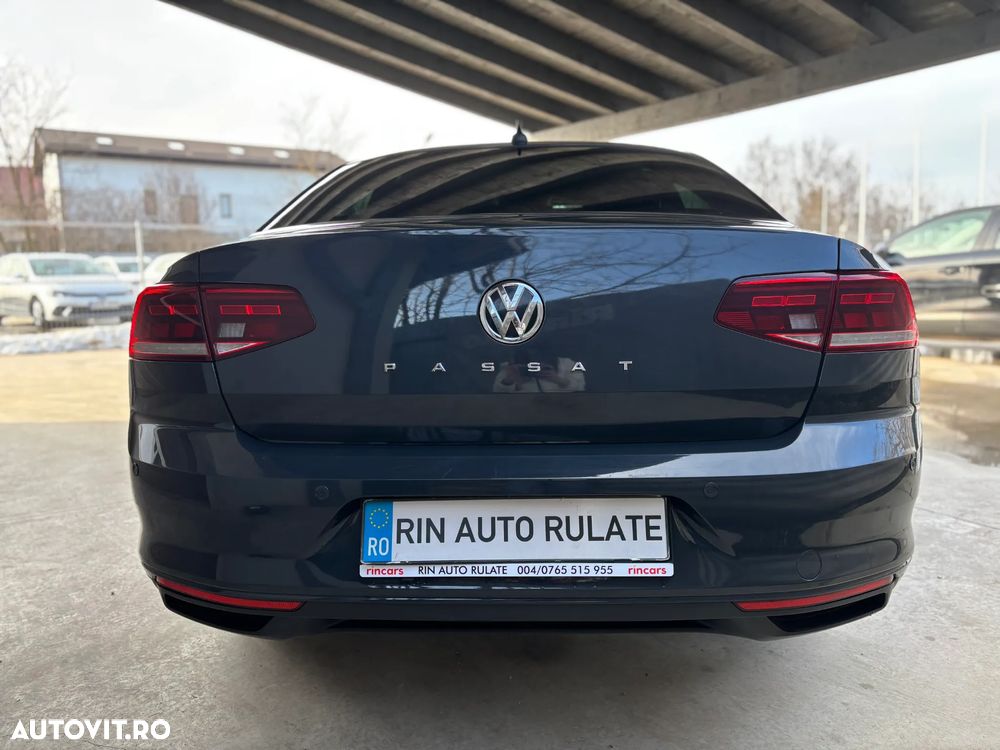Volkswagen Passat - 8
