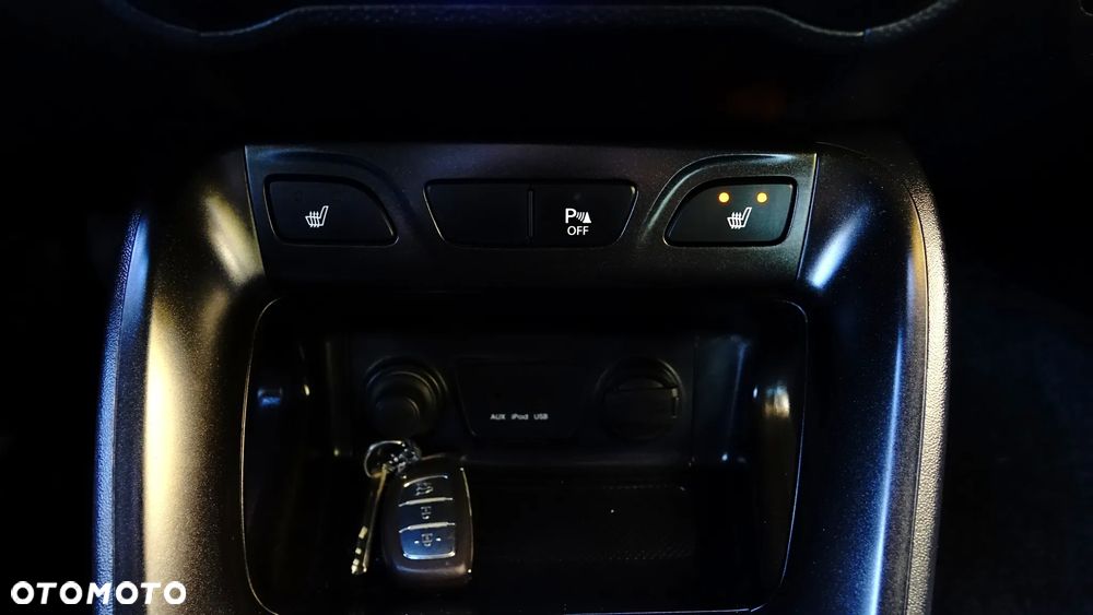 Hyundai ix35 1.7 CRDi Premium 2WD - 19