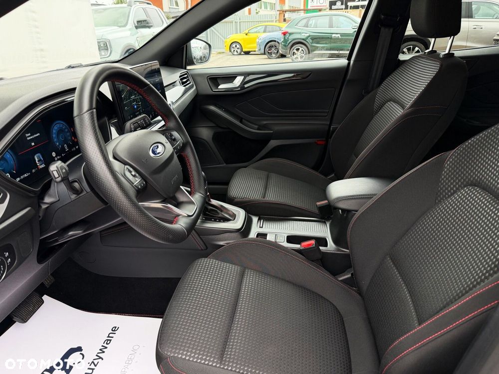Ford Focus - 13