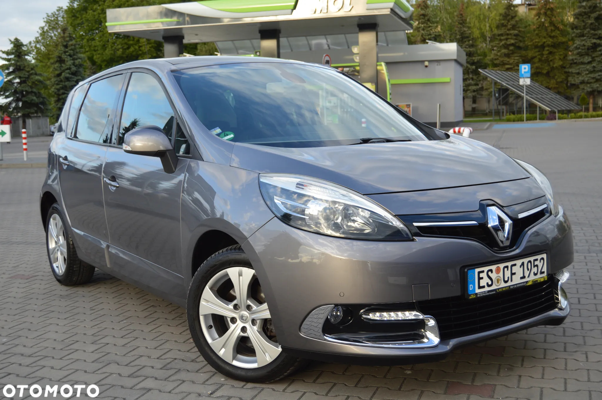 Renault Scenic 1.2 TCe Energy Limited EU6 - 15