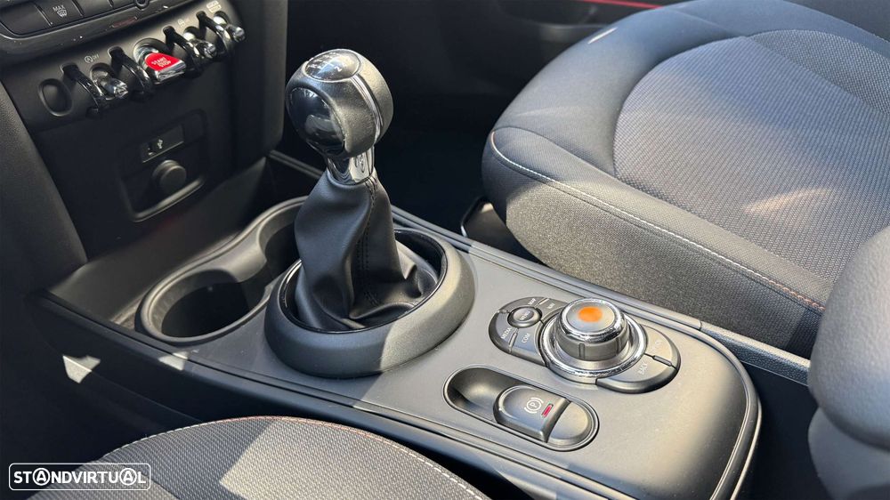 MINI Countryman One D - 11