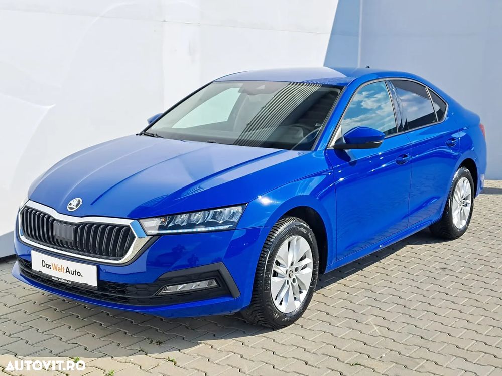 Skoda Octavia 2.0 TDI DSG Ambition - 1