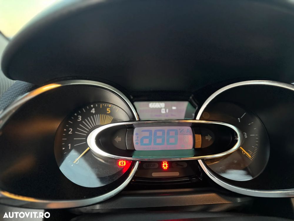 Renault Clio dCi 90 Dynamique - 5