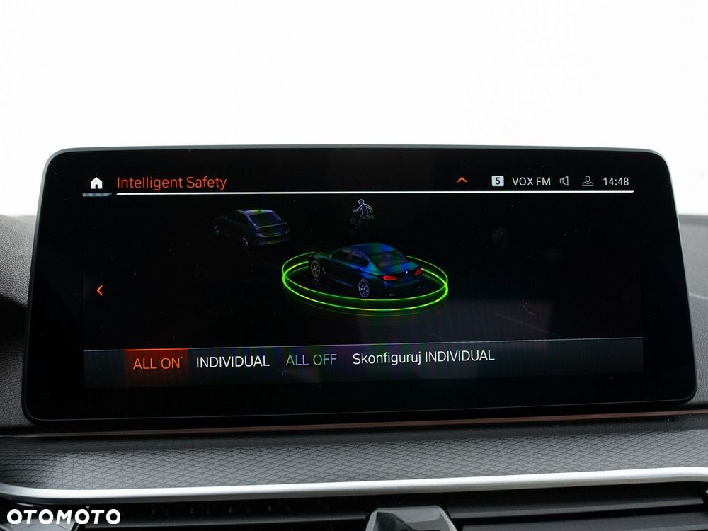 BMW Seria 5 530d xDrive mHEV M Sport sport - 19