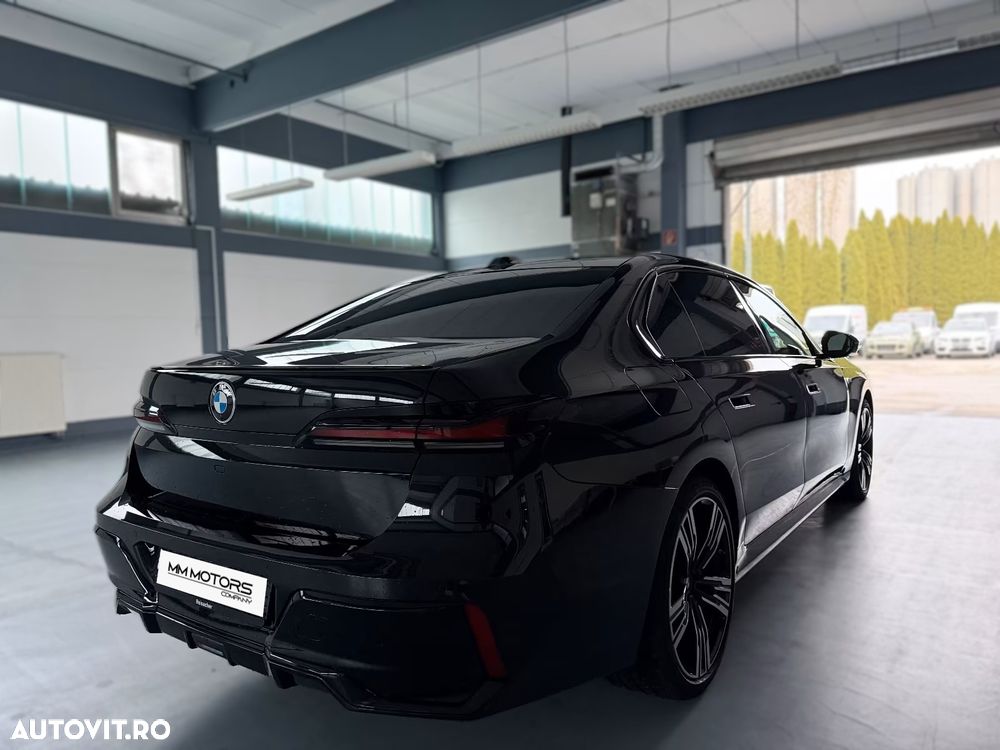 BMW Seria 7 740d xDrive MHEV - 3