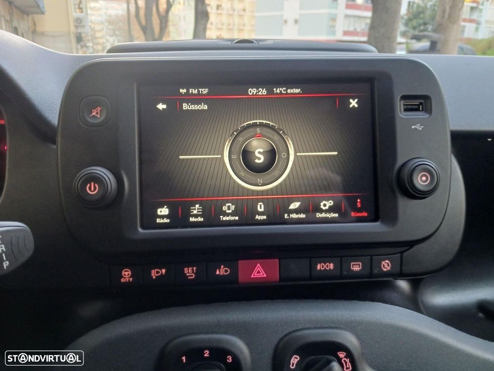 Fiat Panda 1.0 Hybrid City Cross - 17